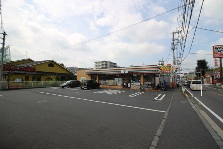 セブンイレブン横浜東希望が丘店の画像