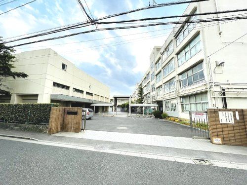 練馬区立田柄中学校の画像