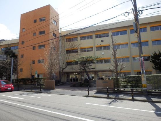 新潟市立白山小学校の画像