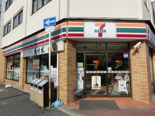 セブンイレブン大阪堀越町店の画像