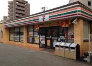  セブン-イレブン 鶴見岸谷店の画像