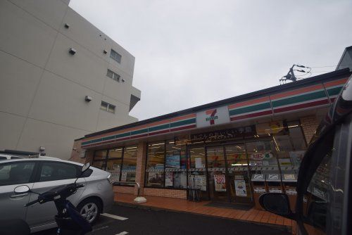 セブンイレブン市川田尻1丁目店の画像