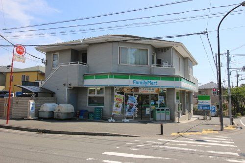 ファミリーマートたかはし吉井店の画像