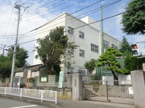 横浜市立一本松小学校の画像