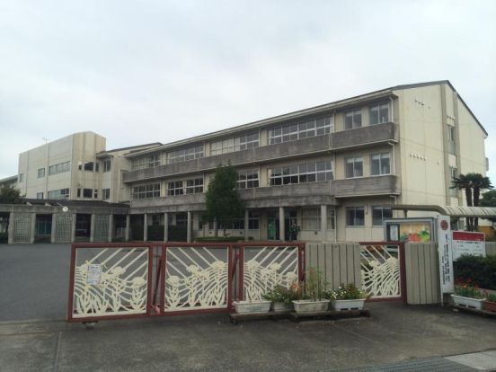 杉戸町立高野台小学校の画像