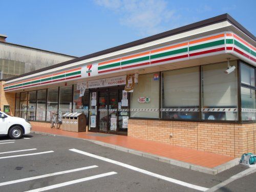 セブンイレブン横須賀内川1丁目店の画像