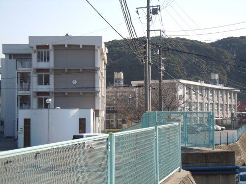 浦賀中学校の画像