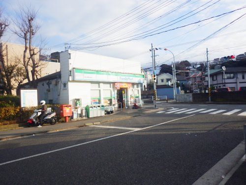 ファミリーマート蔭山馬堀海岸店の画像