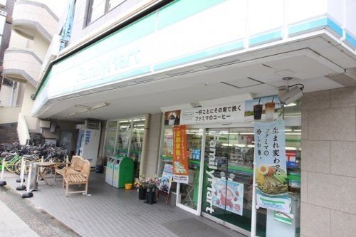 ファミリーマート 松山金沢文庫店の画像