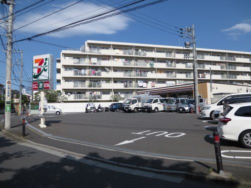 セブン−イレブン 横浜戸塚秋葉町店の画像