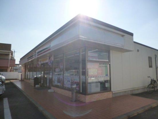 セブン−イレブン成田三里塚光ヶ丘店の画像