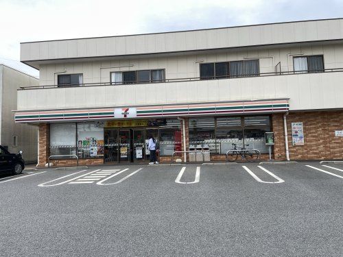 セブンイレブン飯田町店の画像