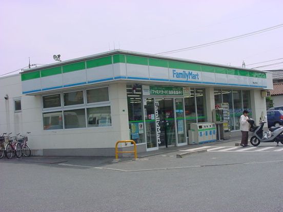 ファミリーマート福山山手町店の画像