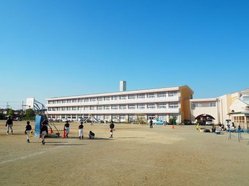 白岡市立白岡東小学校の画像