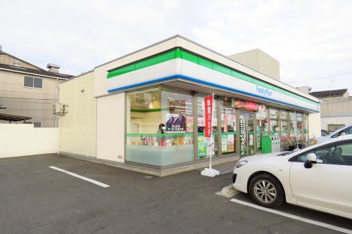 ファミリーマート福山新浜町店の画像
