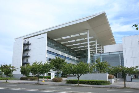 神奈川県立保健福祉大学附属図書館の画像