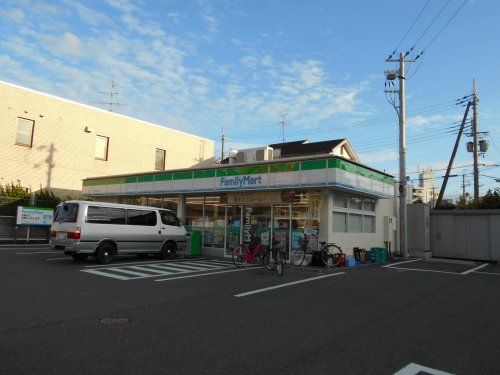 ファミリーマート堺草尾店の画像