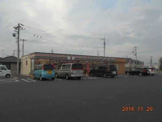 セブンイレブン本庄早稲田中央通り店の画像