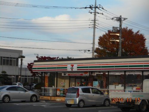 セブンイレブン本庄文化会館前店の画像