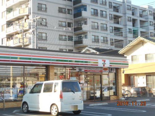 セブンイレブン本庄銀座二丁目店の画像