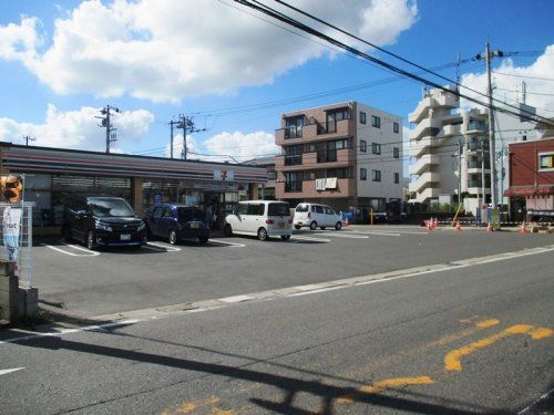 セブンイレブン 千葉誉田駅前店の画像
