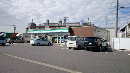ファミリーマート 豊田高岡本町店の画像