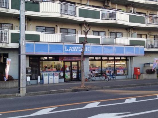 ローソン鶴ケ島富士見店の画像