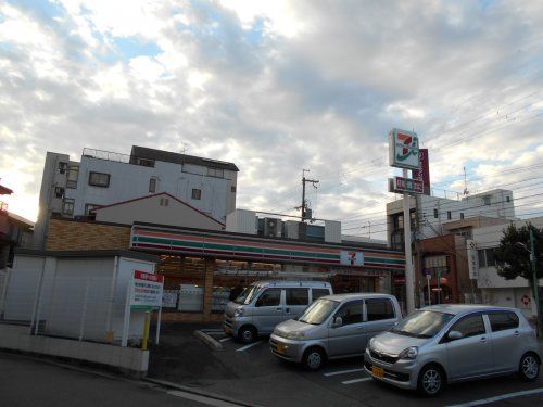セブン－イレブン堺北野田店の画像