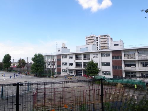 横浜市立南神大寺小学校の画像