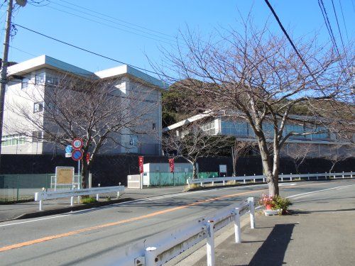  横須賀市立長沢中学校の画像