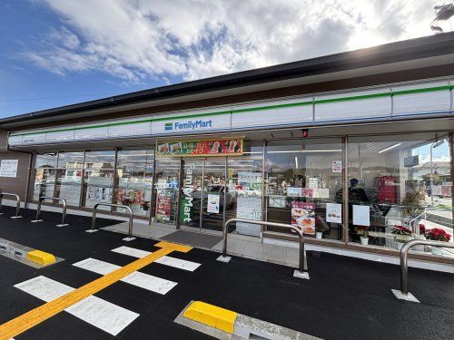 ファミリーマート 洛西新林本通店の画像