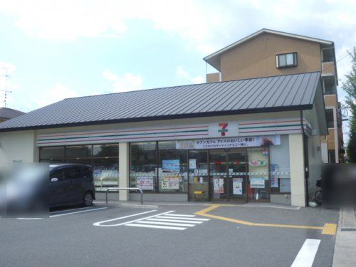 セブンイレブン京都川島店の画像