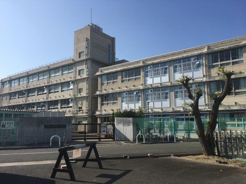 堺市立深井小学校の画像