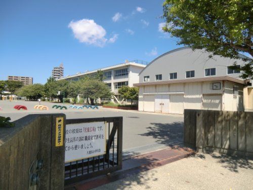 久里浜小学校の画像