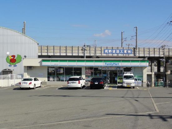 ファミリーマート 柳屋白水東店の画像