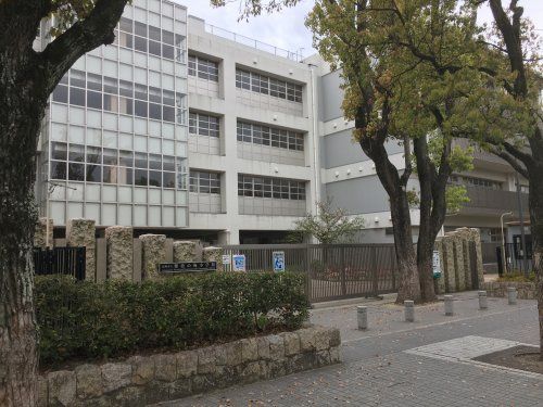 尼崎市立　難波の梅小学校の画像