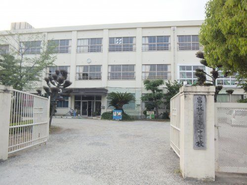 富田林市立第二中学校の画像