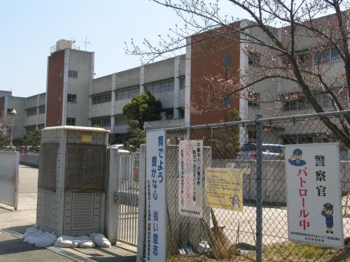 藤沢台小学校の画像