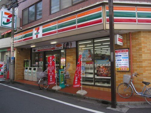 セブンイレブン下井草駅前店の画像
