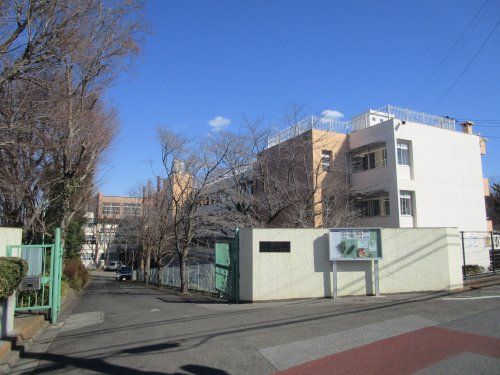 川口市立小谷場中学校の画像