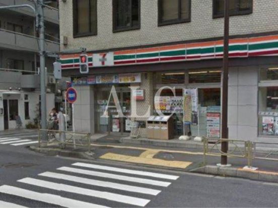 セブンイレブン足立中居郵便局前店 の画像