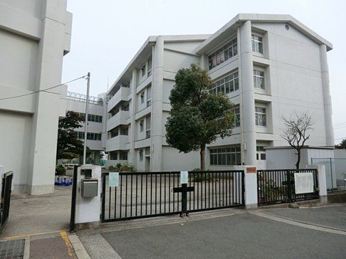 横浜市立小田小学校の画像