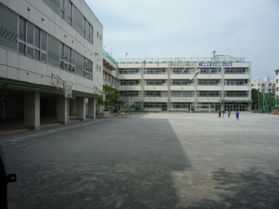 中根橋小学校の画像