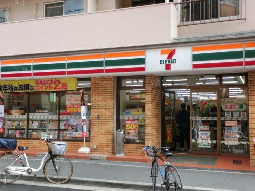 セブン-イレブン大阪新町３丁目店の画像