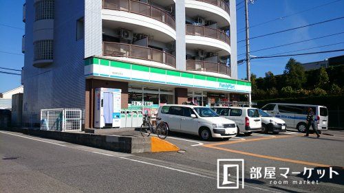 ファミリーマート豊田新生町店の画像