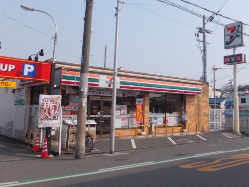 セブンイレブン・堺上野芝町３丁店の画像