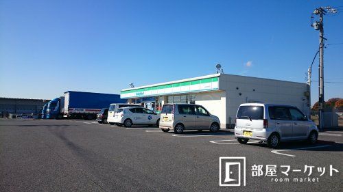 ファミリーマート豊田西岡町店の画像