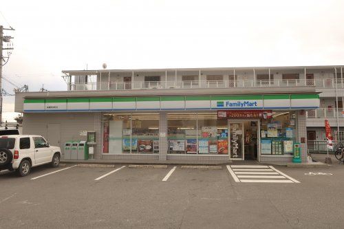 ファミリーマート高槻岡本町店の画像