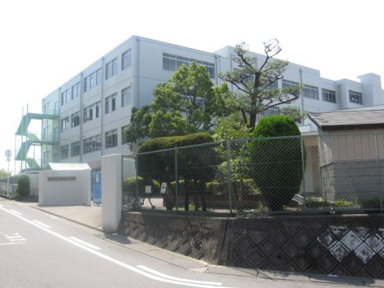 高槻市立奥坂小学校の画像