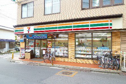 セブンイレブン藤沢本鵠沼店の画像